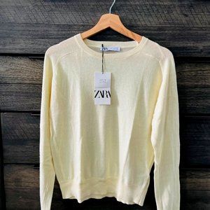NWT ZARA Crew Neck Lightweight Sweater in Yellow Size S / Small